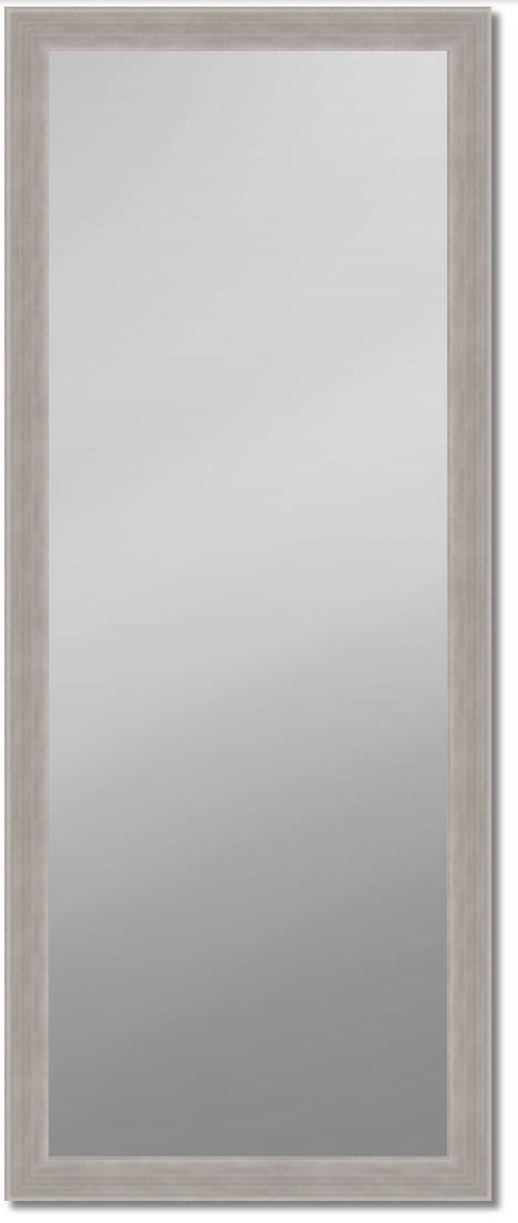 X-503 - FULL LENGTH MIRROR AT GUESTROOM